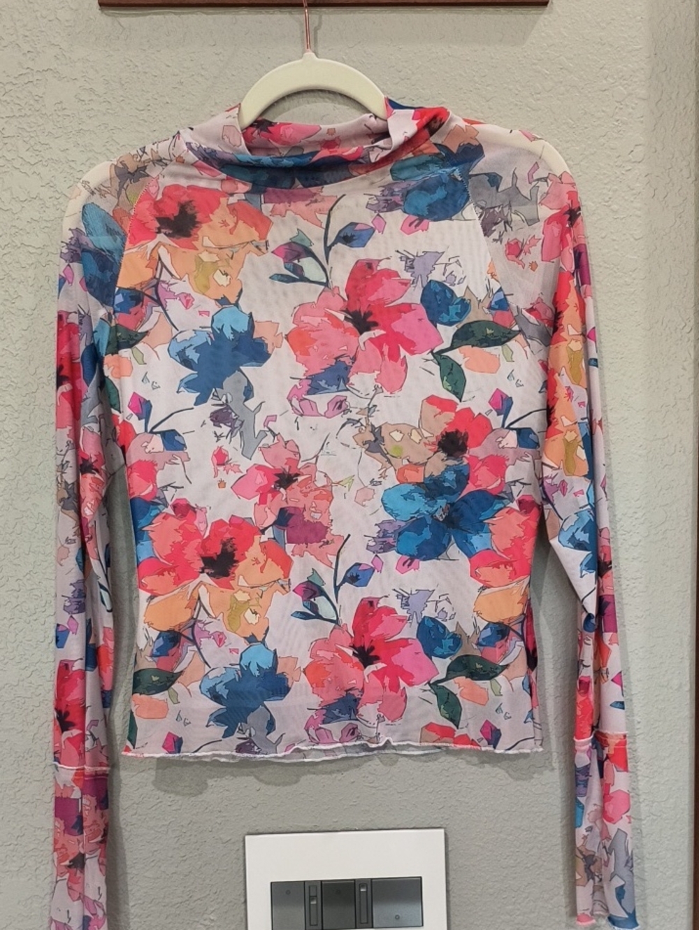 New Floral Printed Long-Sleeve Mesh Top - Multicolor